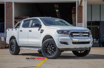 FORD RANGER MO985 GLOSS BLACK MACHINED